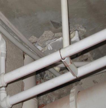 乌鲁木齐漏水维修 卫生间漏水的原因是什么？卫生间下水管漏水怎么办？